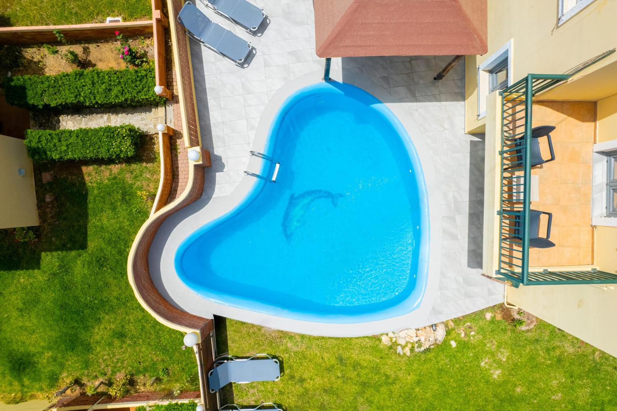 Renia'S Villas Hersonissos  Exteriör bild