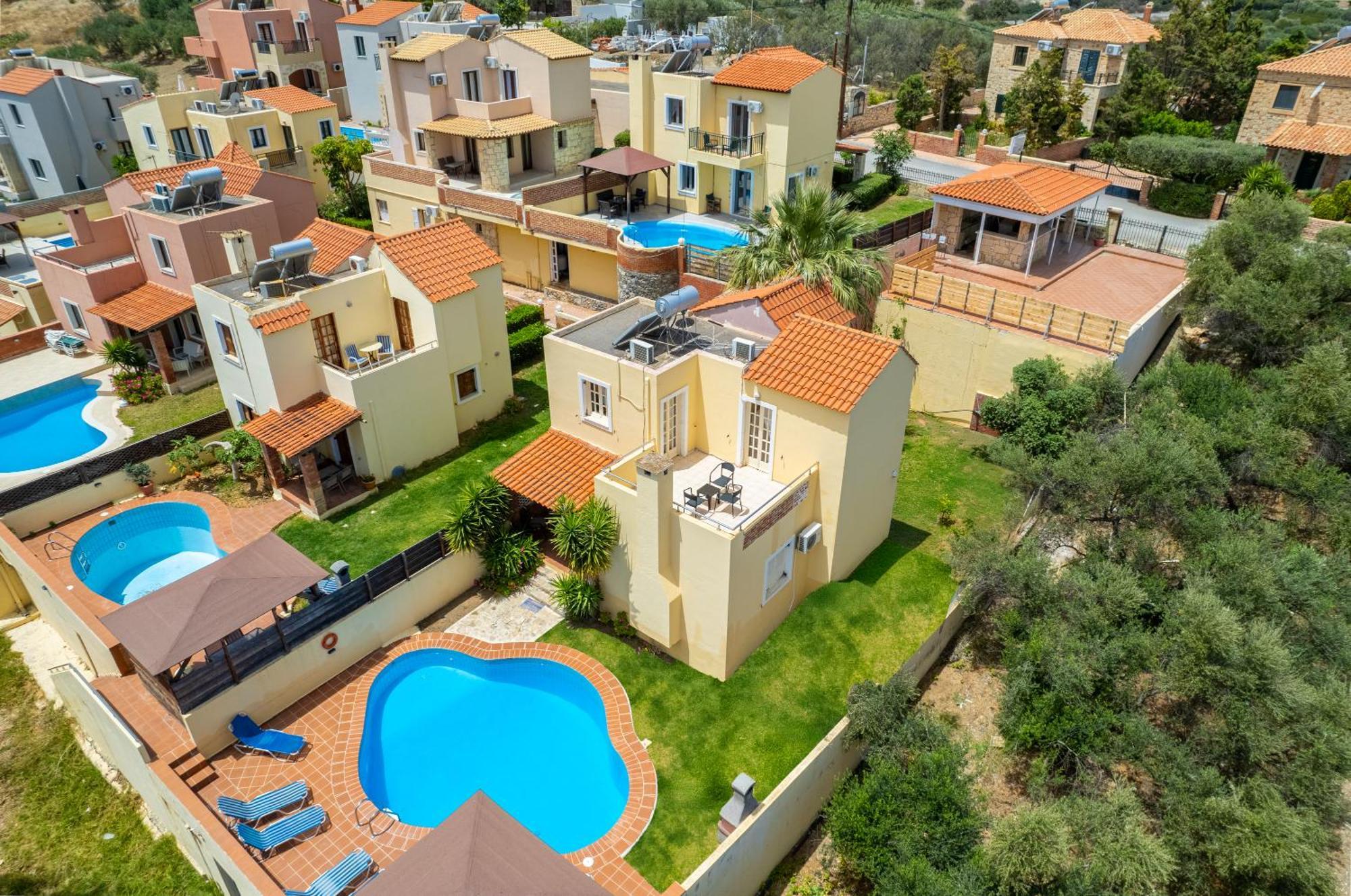 Renia'S Villas Hersonissos  Exteriör bild