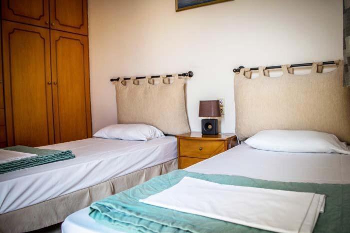 Renia'S Villas Hersonissos  Exteriör bild